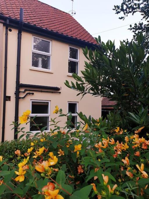 No6 High Street Apartment Edwinstowe Exterior photo